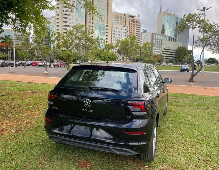 Volkswagen Polo Hatch Preto 7