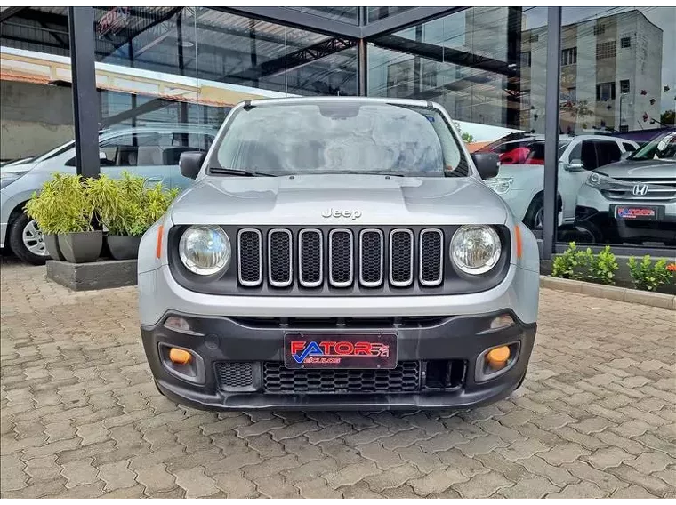 Jeep Renegade Prata 3