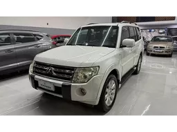 Mitsubishi Pajero Full