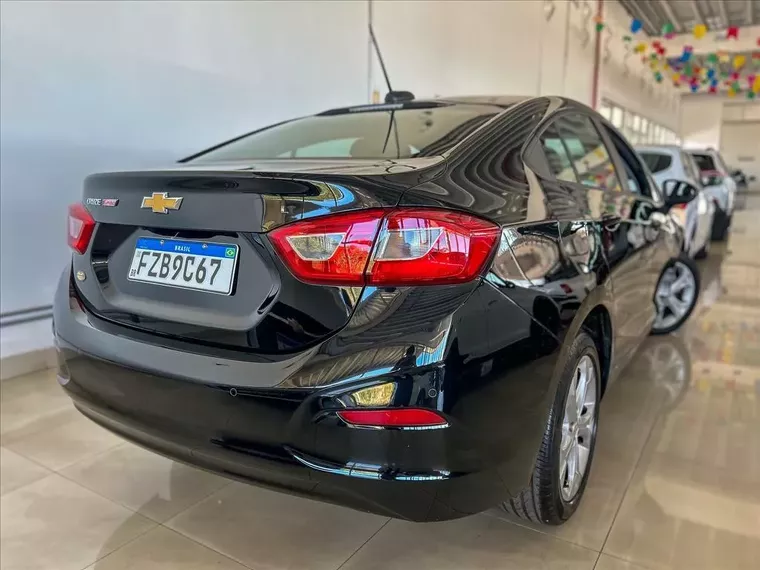 Chevrolet Cruze Preto 5