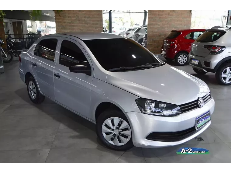 Volkswagen Voyage Prata 4