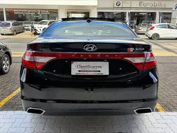 Hyundai Azera