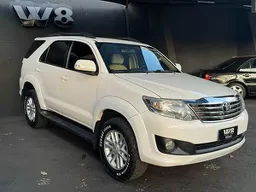 Toyota Hilux SW4