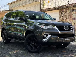 Toyota Hilux SW4
