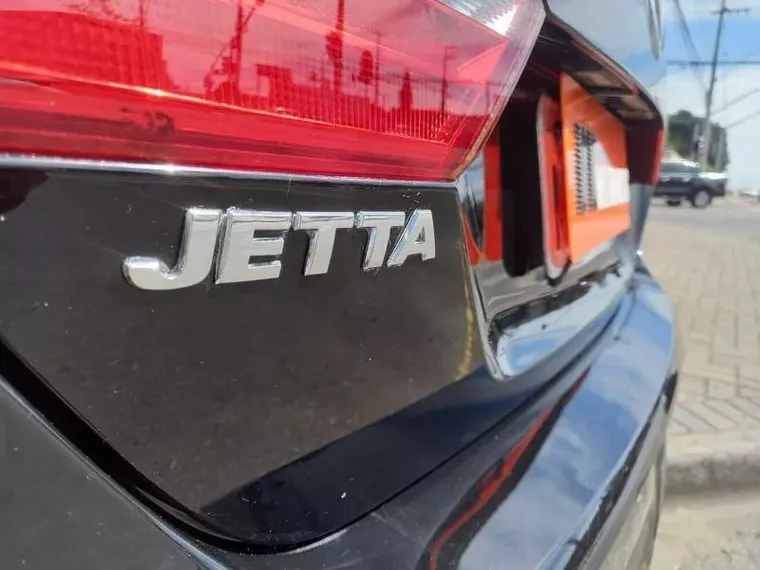 Volkswagen Jetta Preto 12