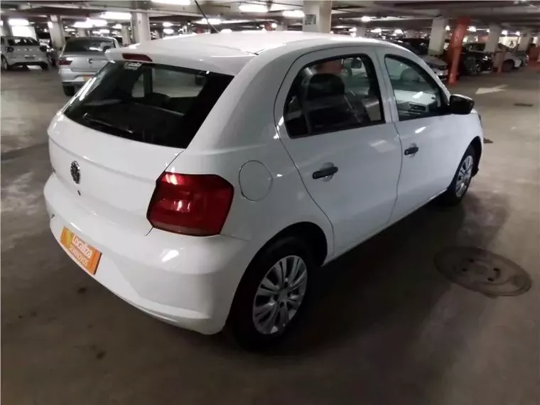 Volkswagen Gol Branco 5