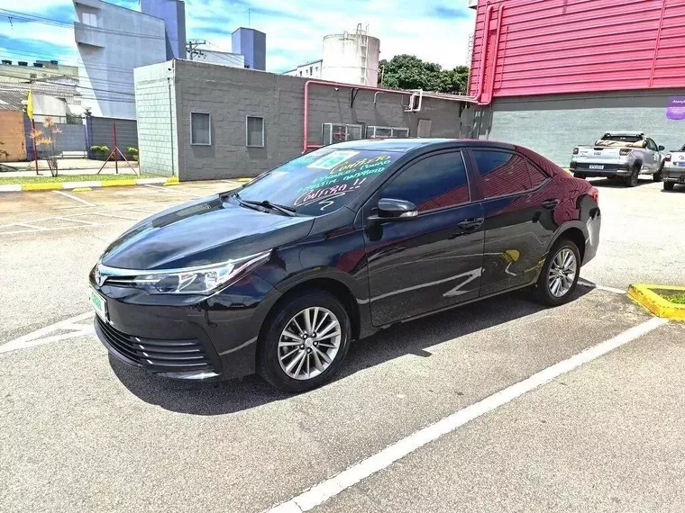 Toyota Corolla Preto 12