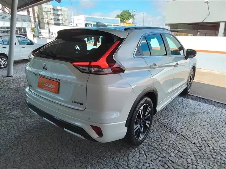 Mitsubishi Eclipse Cross Branco 2