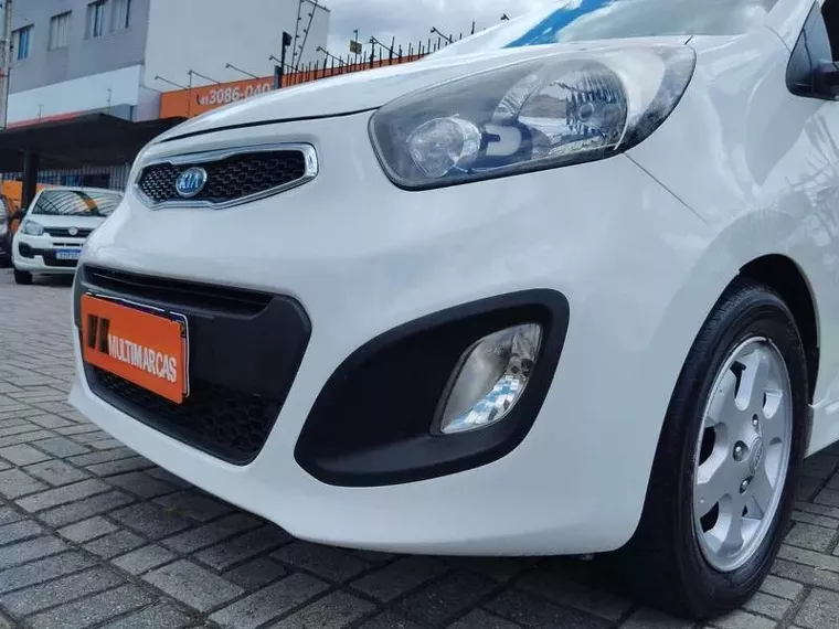 KIA Picanto Branco 2