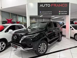 Toyota Hilux SW4