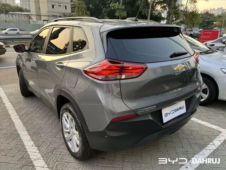 Chevrolet Tracker Cinza 15