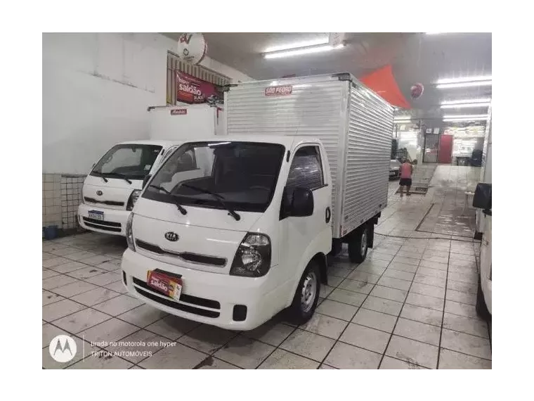 KIA Bongo Branco 4