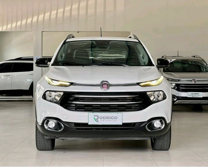 Fiat Toro Branco 2