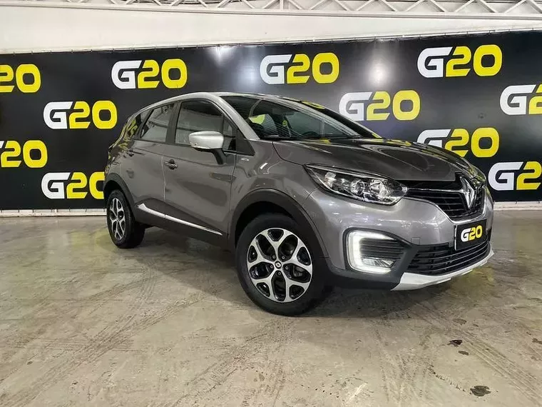 Renault Captur Cinza 27