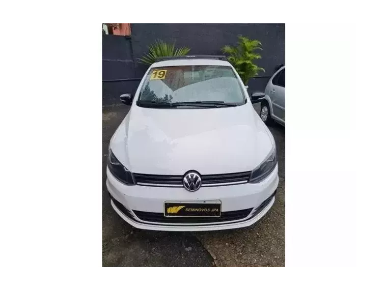 Volkswagen Fox Branco 1