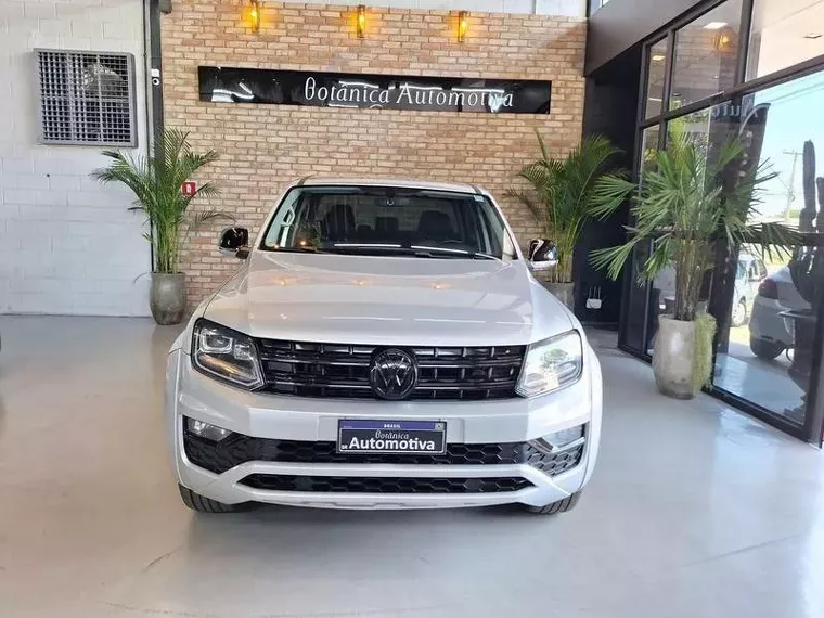 Volkswagen Amarok Prata 2