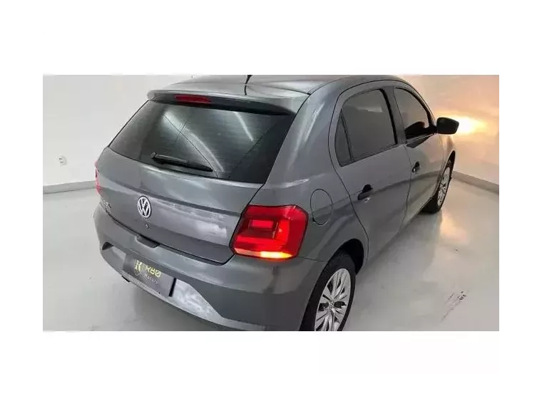 Volkswagen Gol Cinza 4