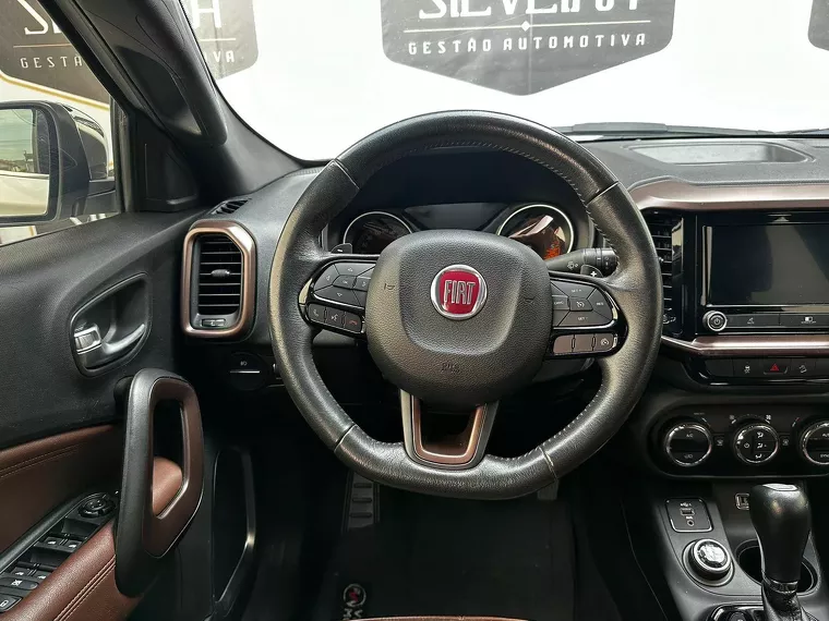 Fiat Toro Branco 5