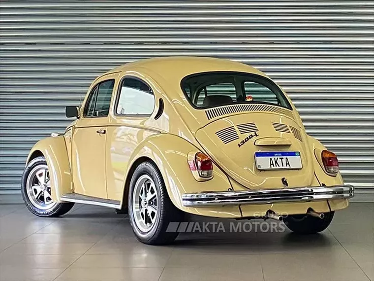 Volkswagen Fusca Bege 1