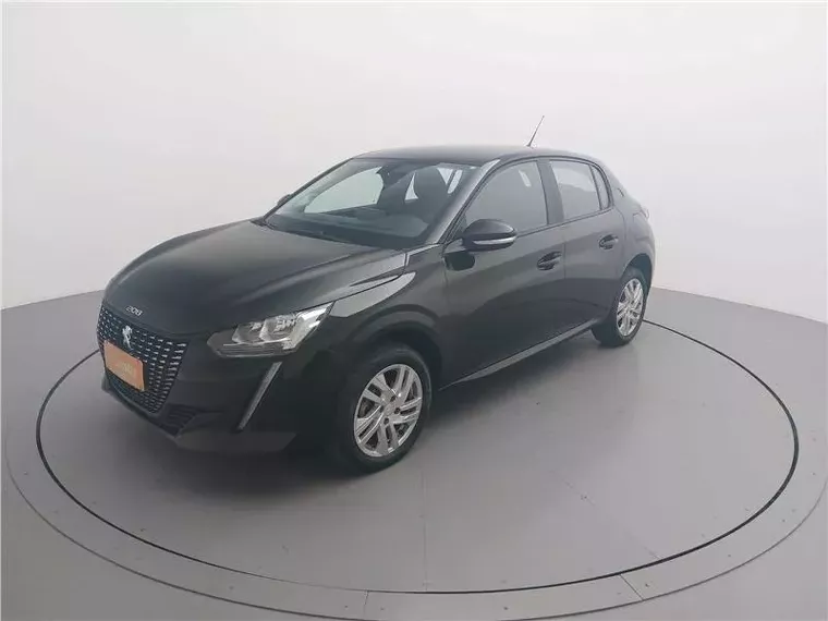 Peugeot 208 Preto 15