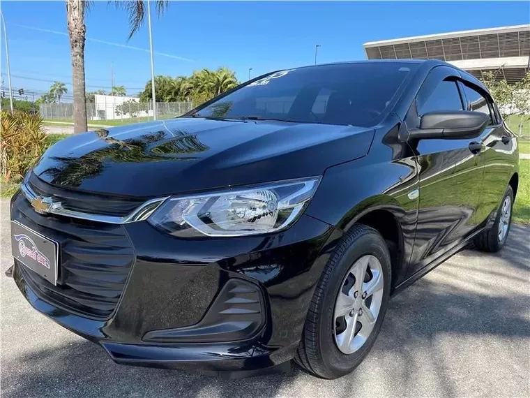 Chevrolet Onix Preto 4