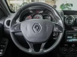 Renault Duster Oroch