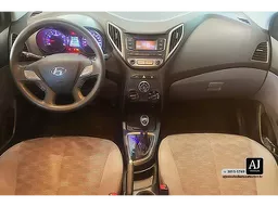Hyundai HB20S