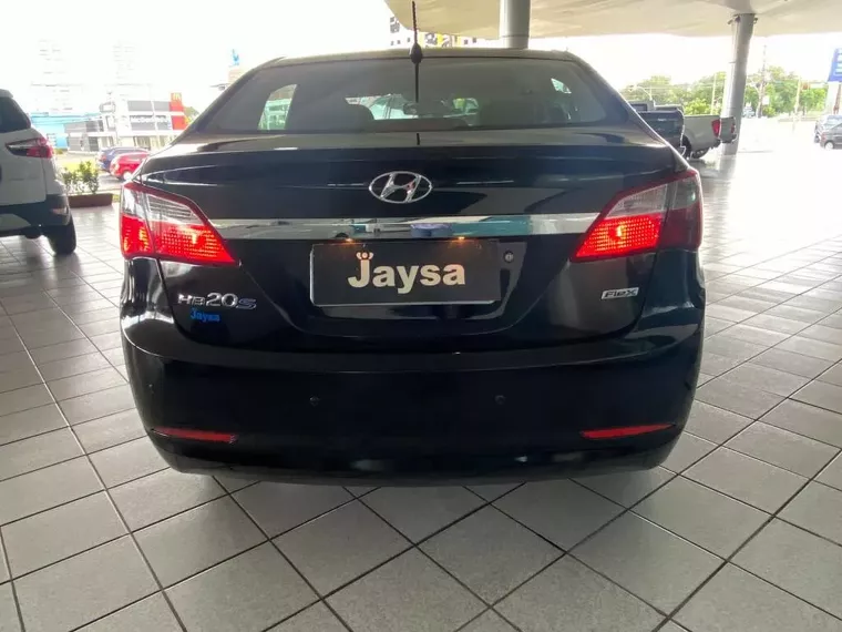 Hyundai HB20S Preto 21