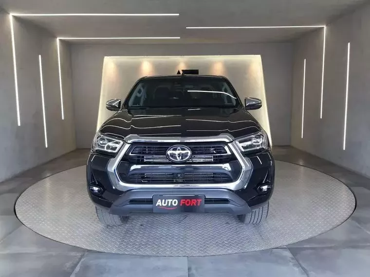 Toyota Hilux Preto 1