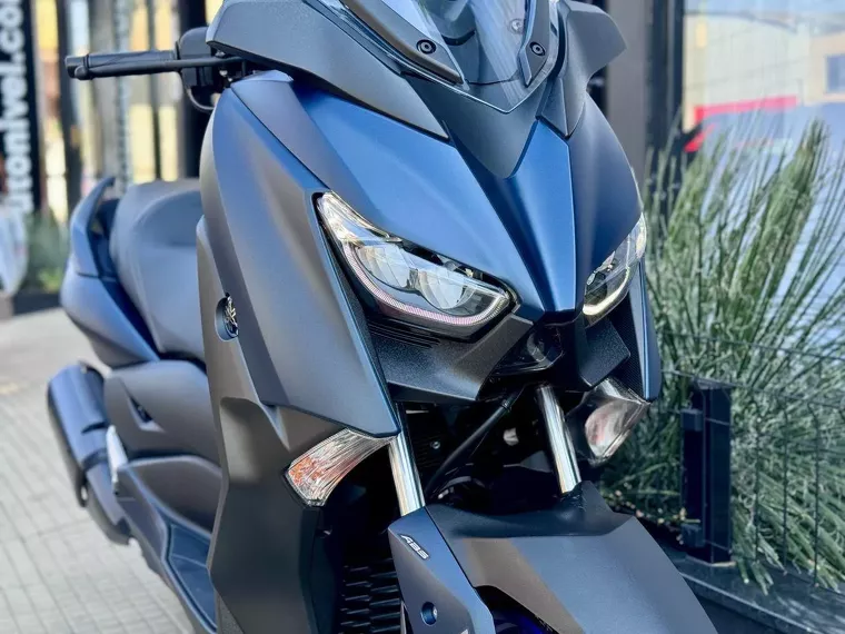 Yamaha Xmax Azul 3