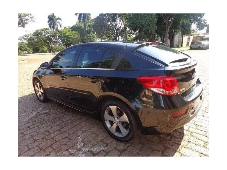 Chevrolet Cruze Preto 5