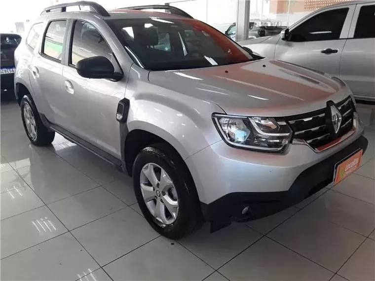 Renault Duster Prata 4