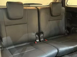 Toyota Hilux SW4