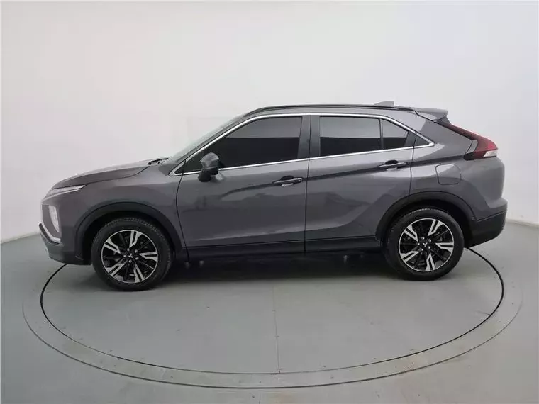 Mitsubishi Eclipse Cross Cinza 13