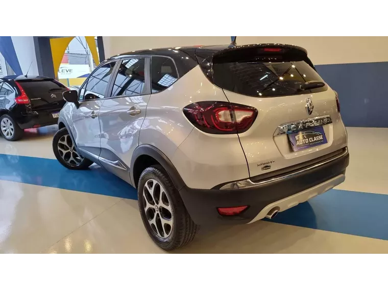 Renault Captur Prata 2