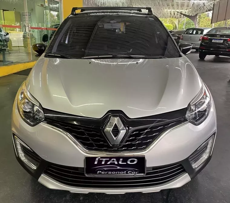 Renault Captur Prata 8