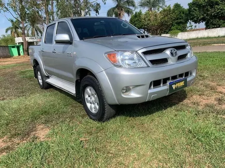 Toyota Hilux Prata 5