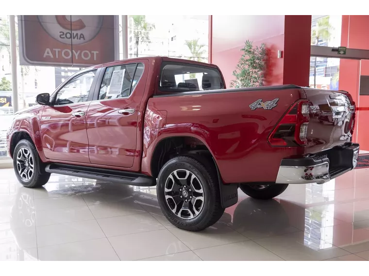 Toyota Hilux Vermelho 5