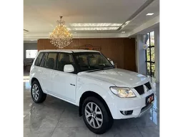 Mitsubishi Pajero TR4