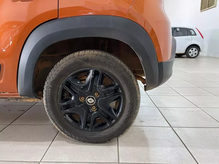 Renault Kwid Laranja 7