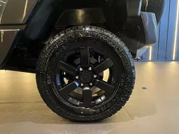 Troller T4