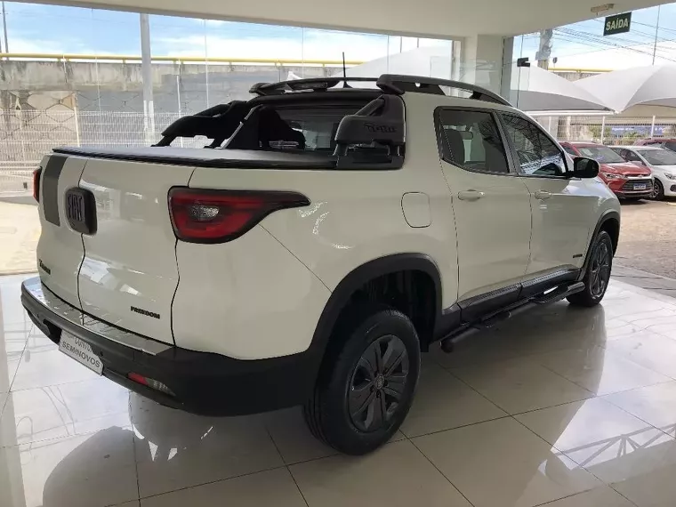 Fiat Toro Branco 9