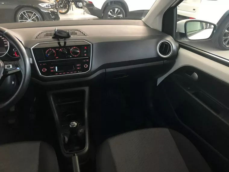 Volkswagen UP Branco 8