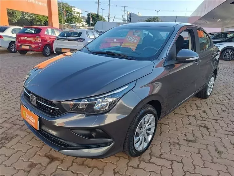 Fiat Cronos Cinza 1