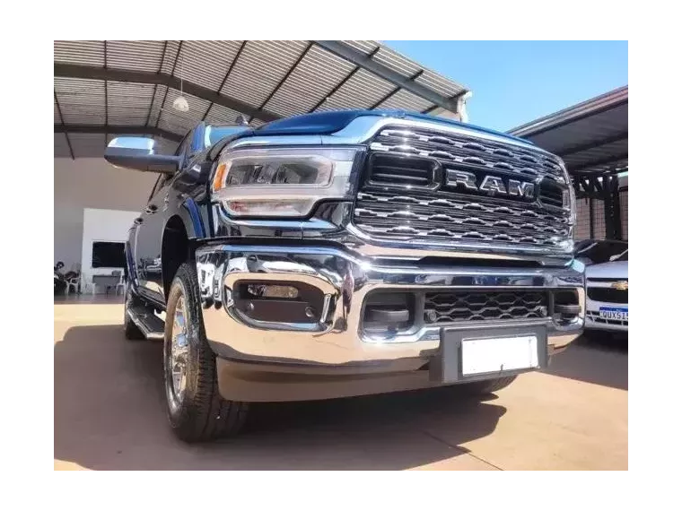 Dodge RAM Azul 3