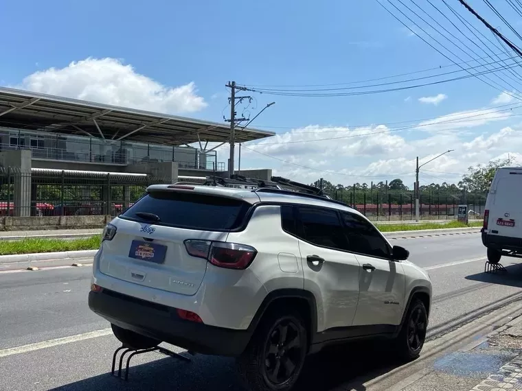 Jeep Compass Branco 10