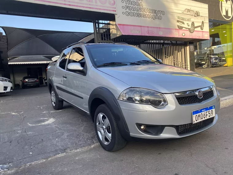 Fiat Strada Prata 3