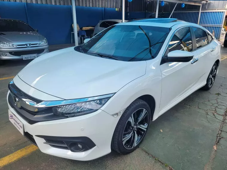 Honda Civic Branco 22