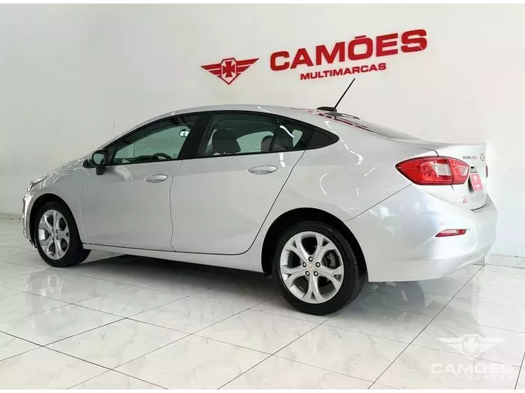 Chevrolet Cruze Prata 16