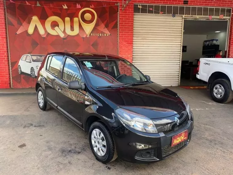 Renault Sandero Preto 7